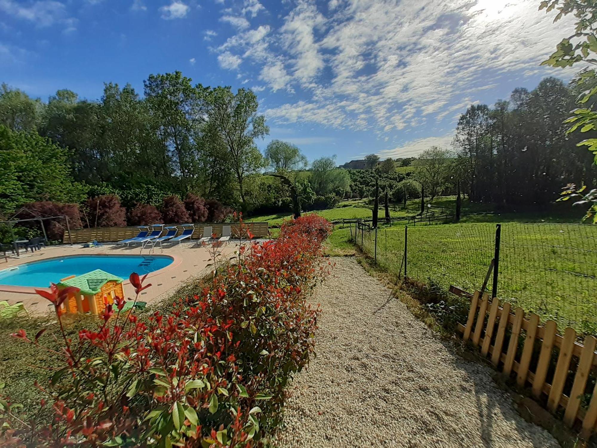 I Boidi Apartment Nizza Monferrato Luaran gambar